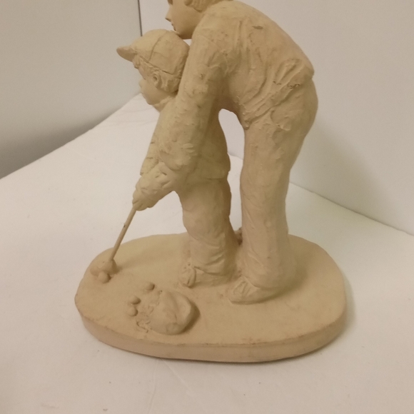 Austin Golfers Sculpture Father Child/ Son Golfing , Pedestal  Dee Crowley - Picture 2 of 8